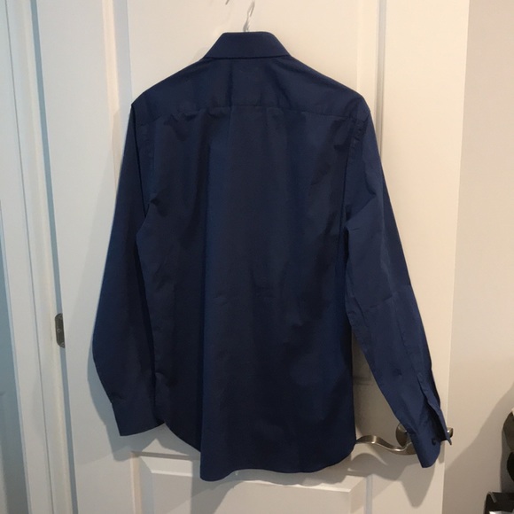 1670 men’s blue shirt - Picture 2 of 3